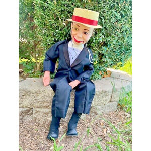 Charlie McCarthy Ventriloquist Doll, 2 Hats, Paperwork, Video & Cassette Vintage